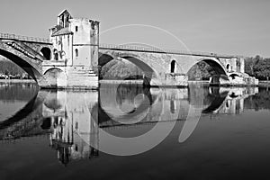 Pont dÃ¢â¬â¢Avignon in Black & White
